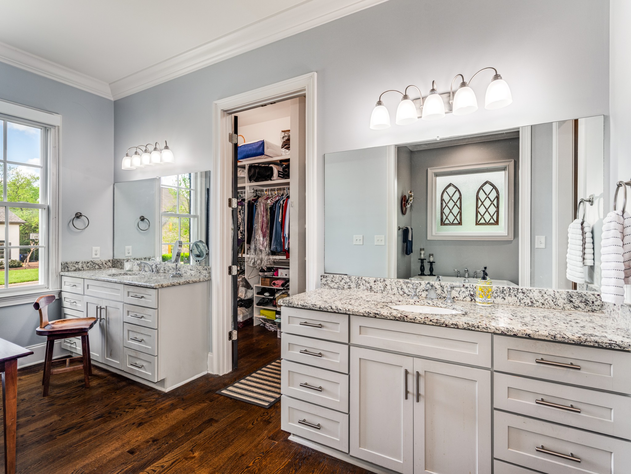 1504 Registry Row