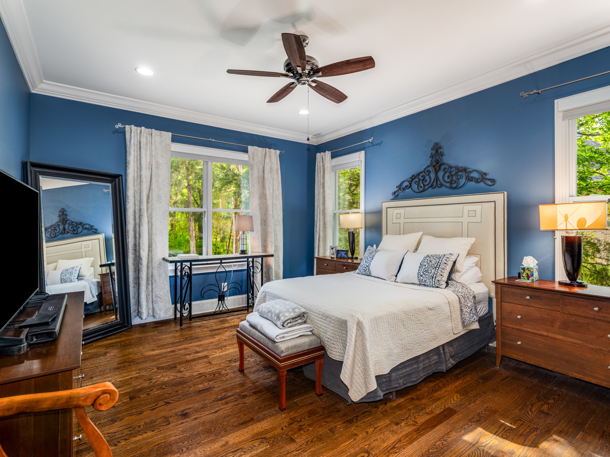 1504 Registry Row