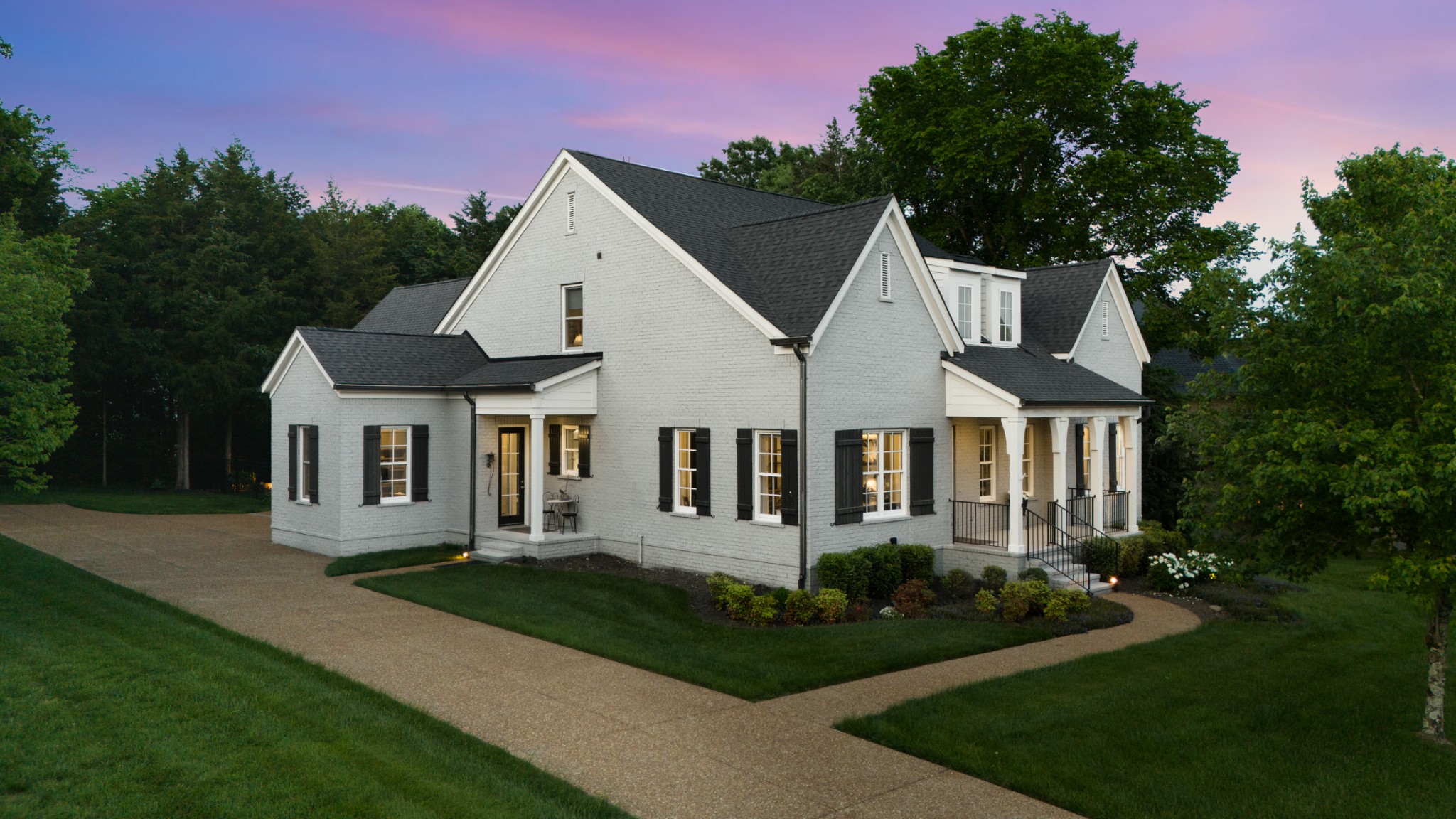 1504 Registry Row