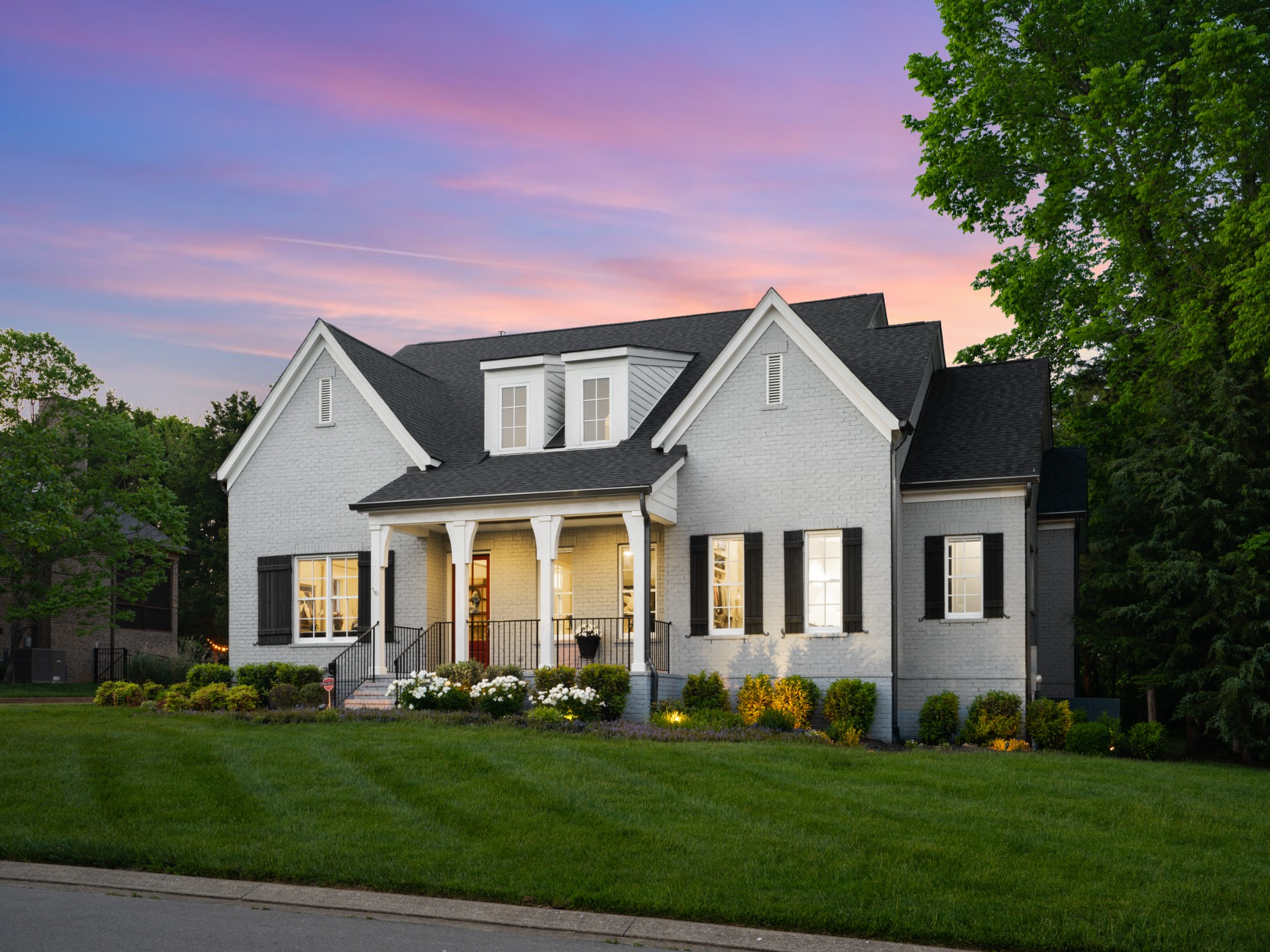1504 Registry Row