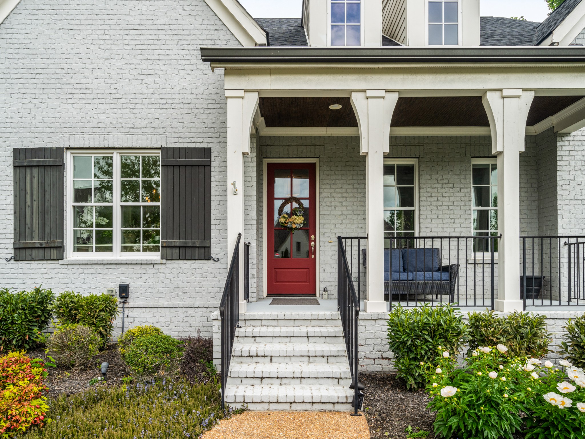 1504 Registry Row