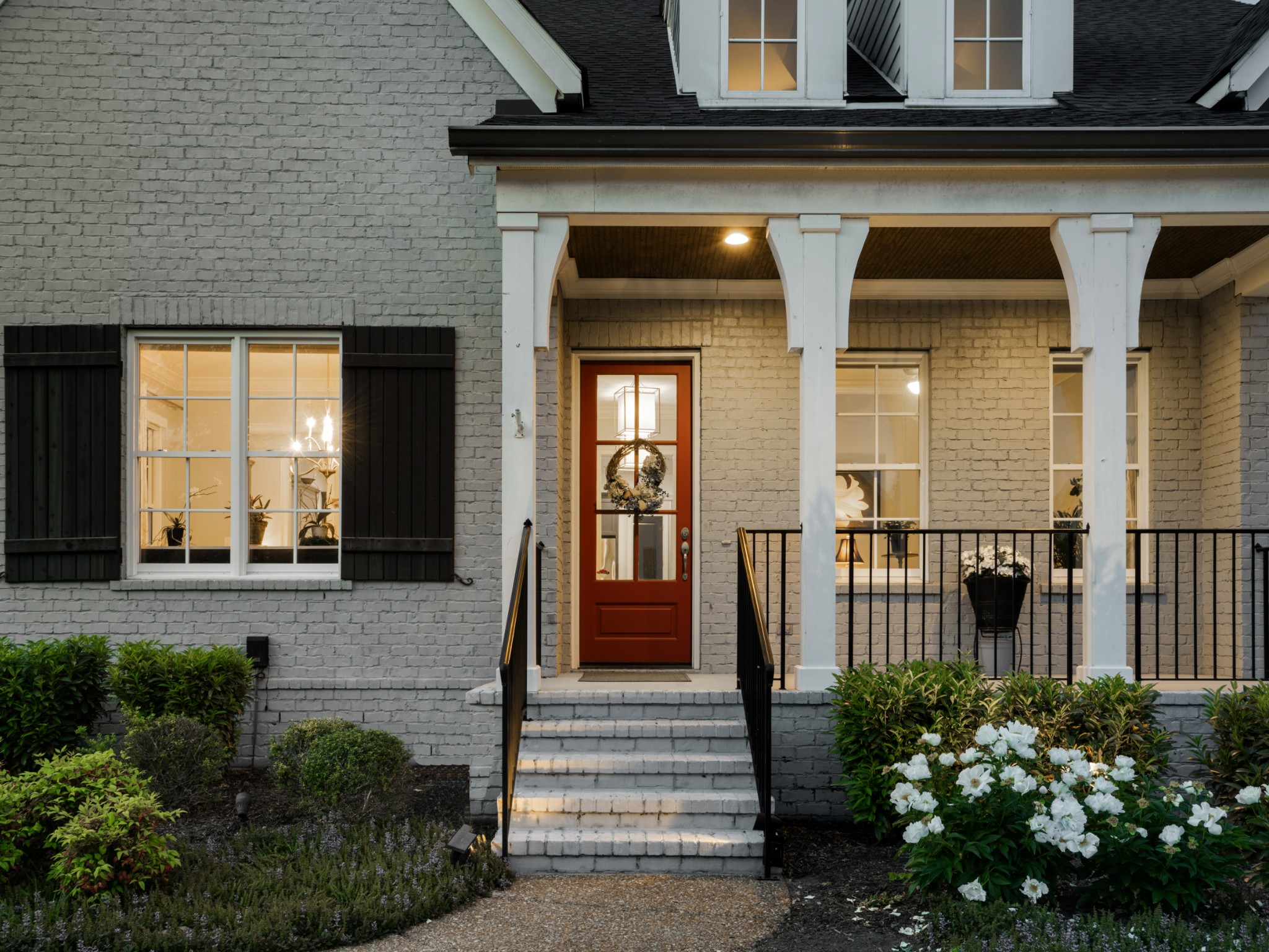 1504 Registry Row