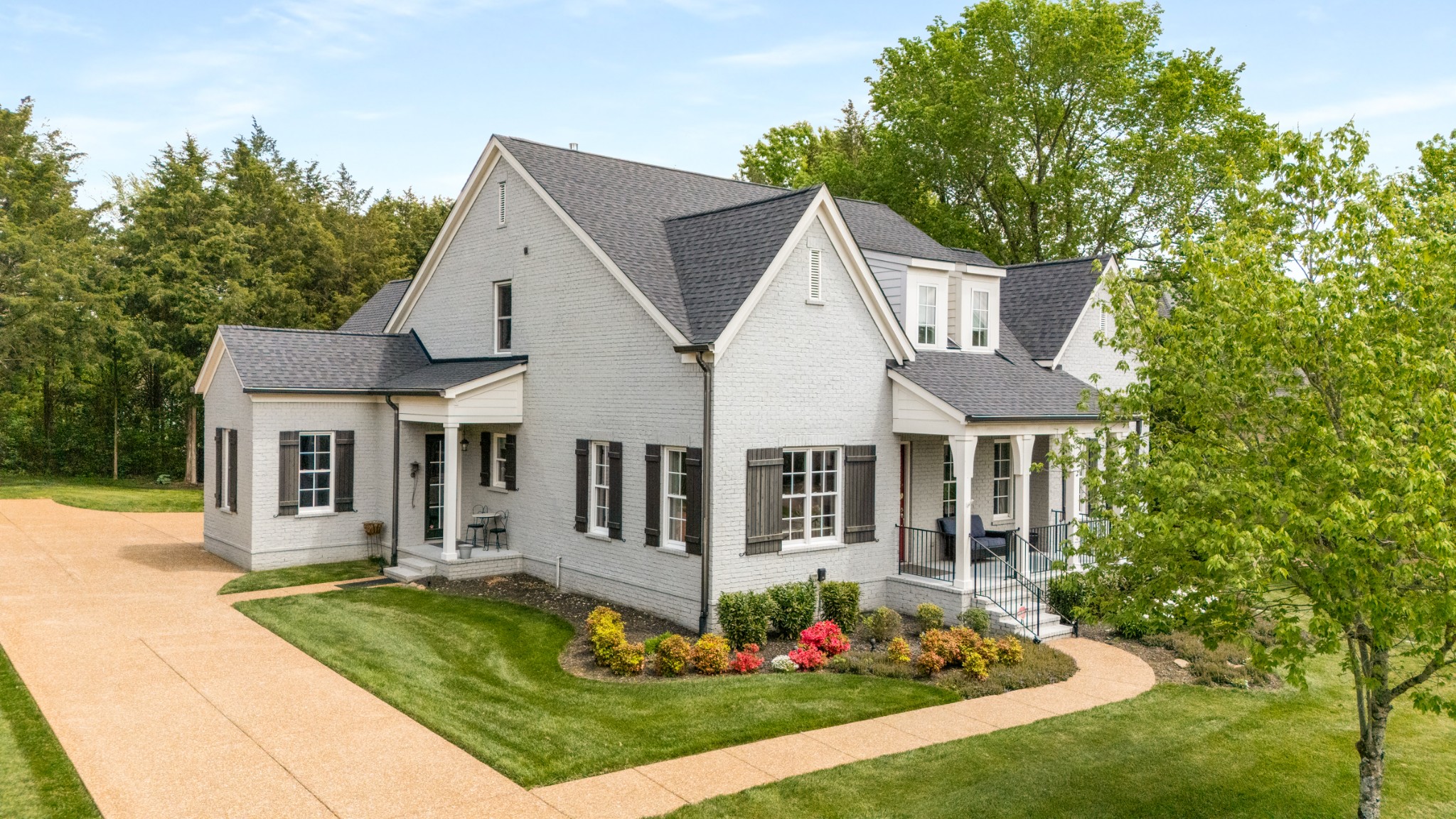 1504 Registry Row