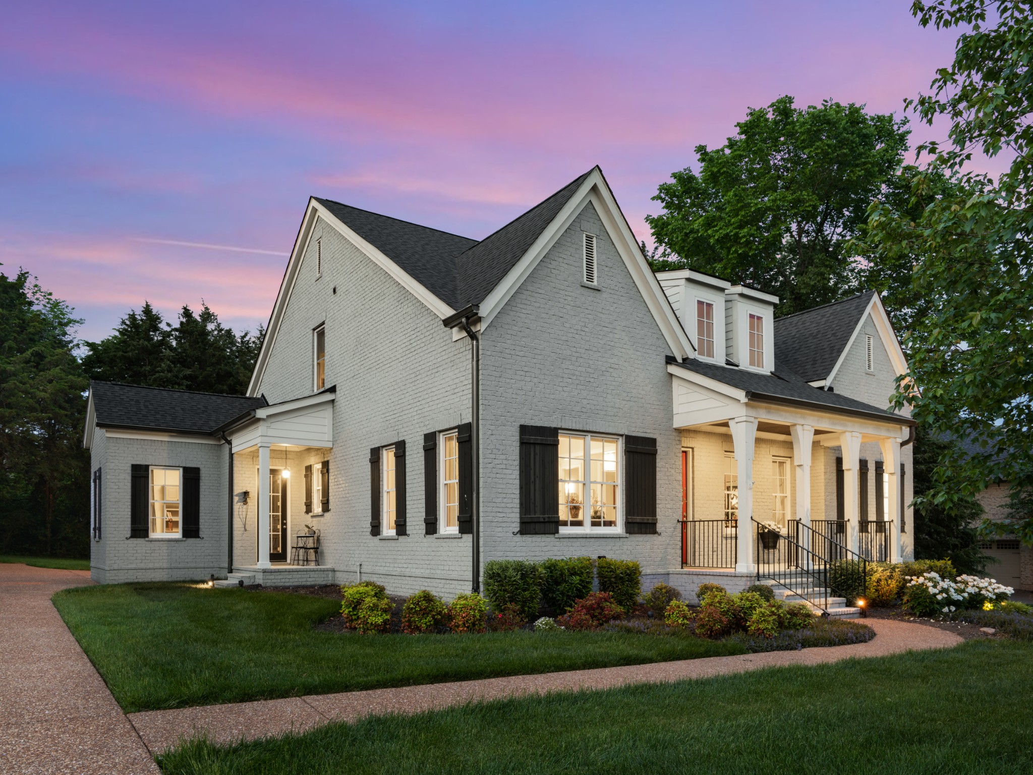 1504 Registry Row