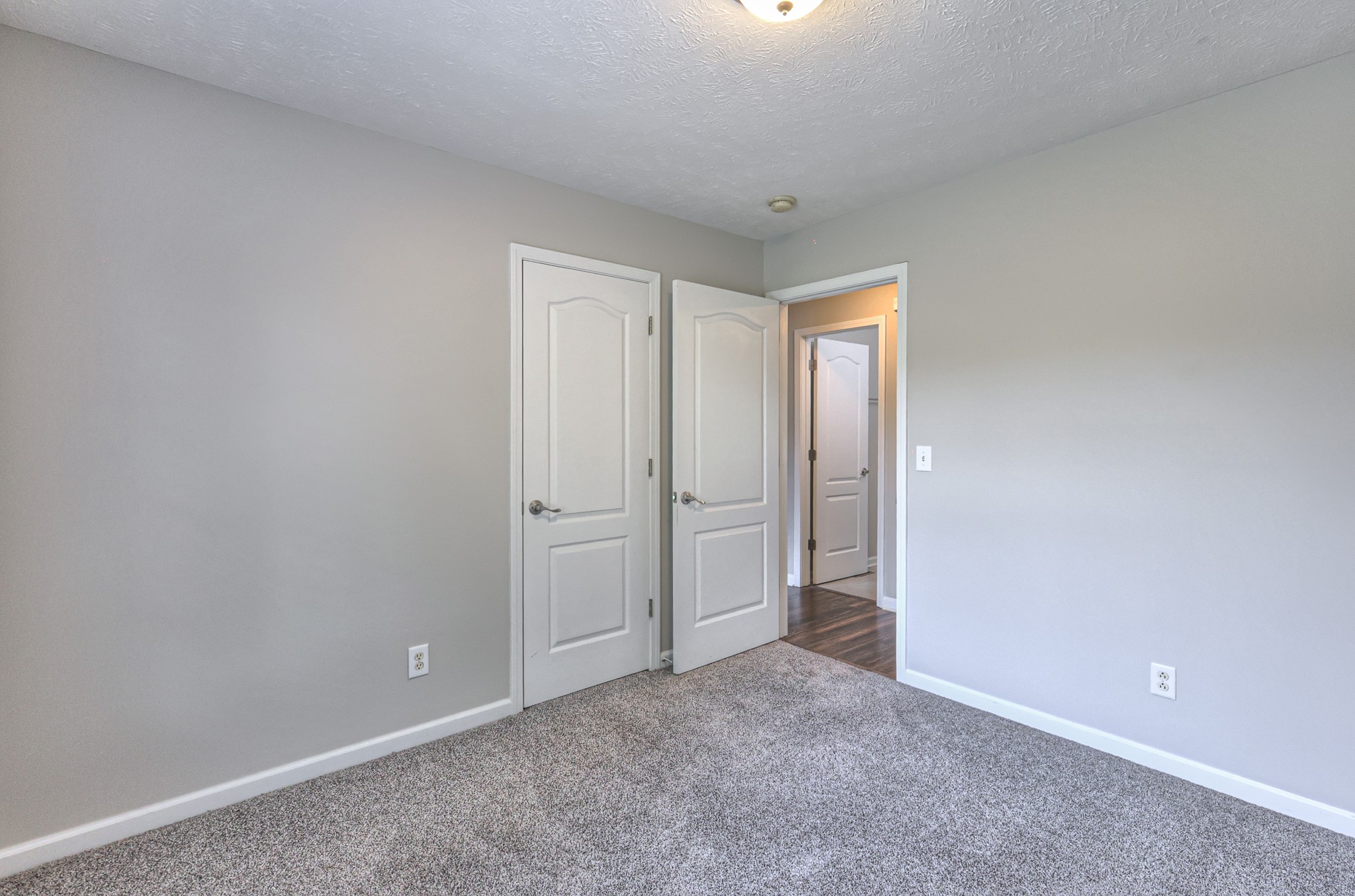 212 Towbridge Dr