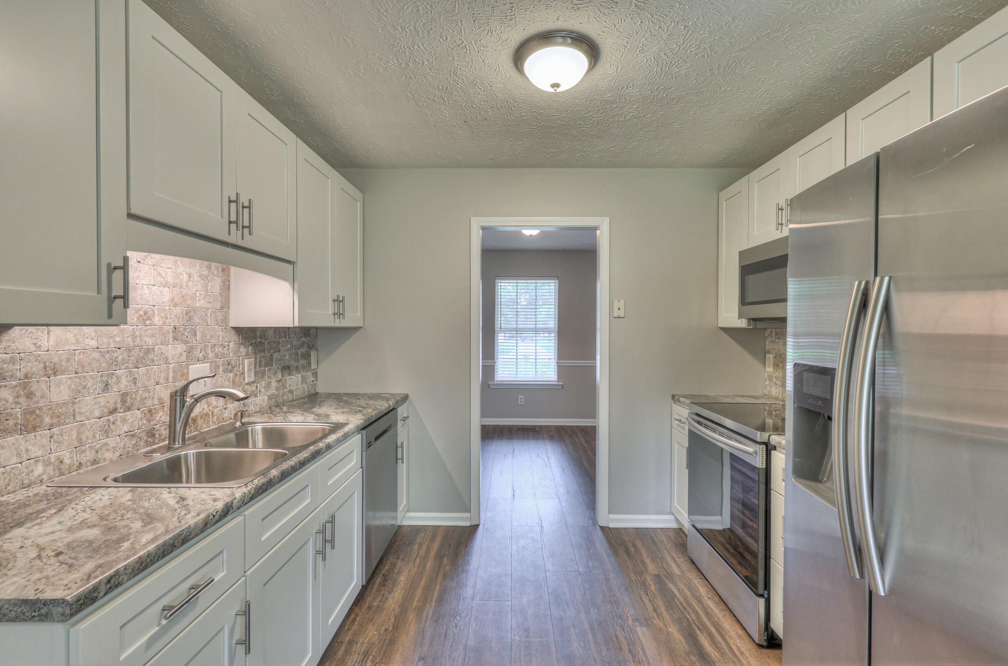 212 Towbridge Dr