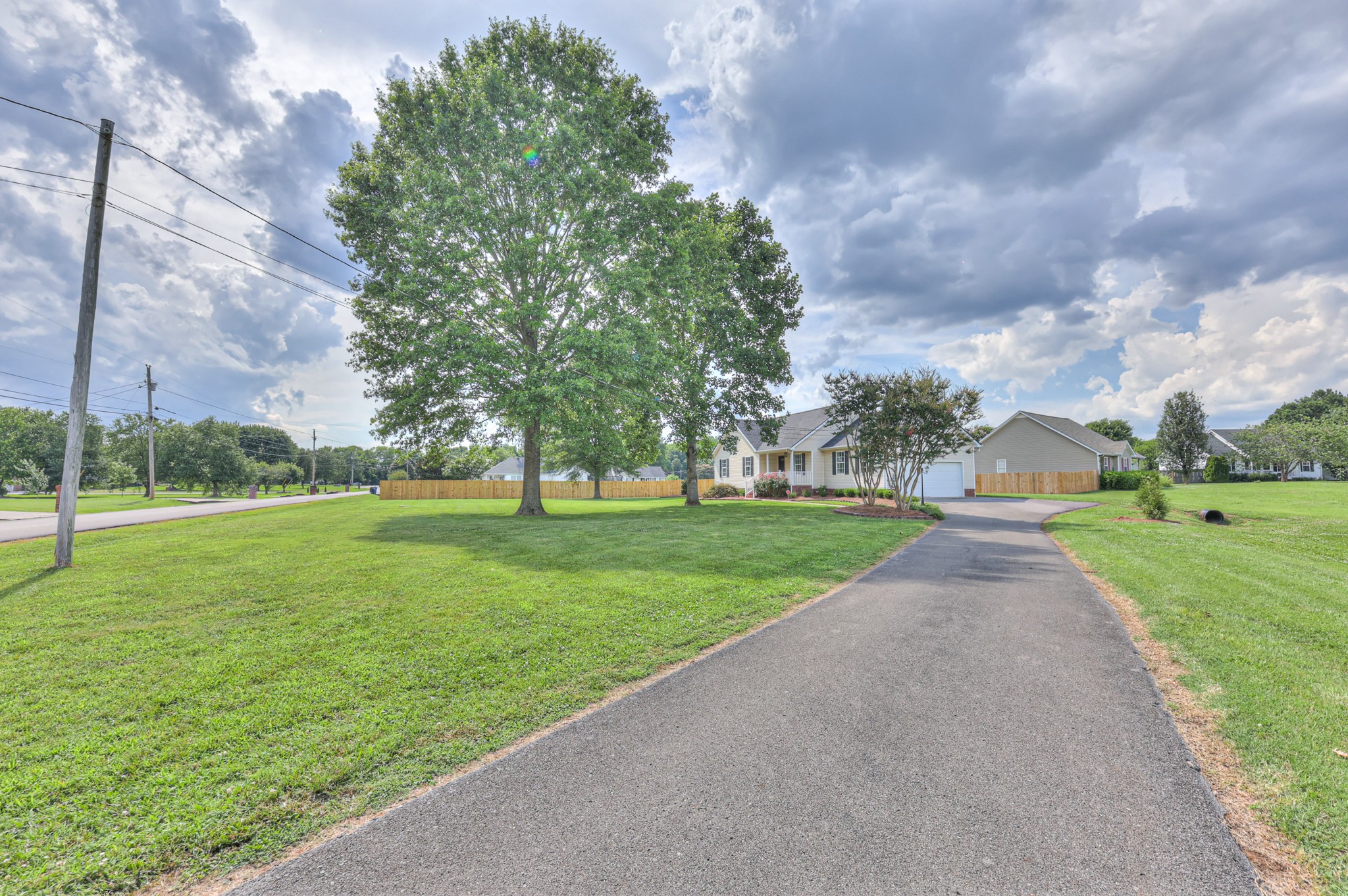 212 Towbridge Dr