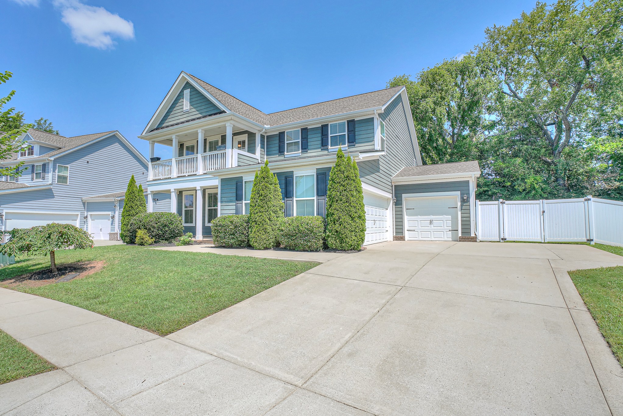 3303 Chinoe Dr