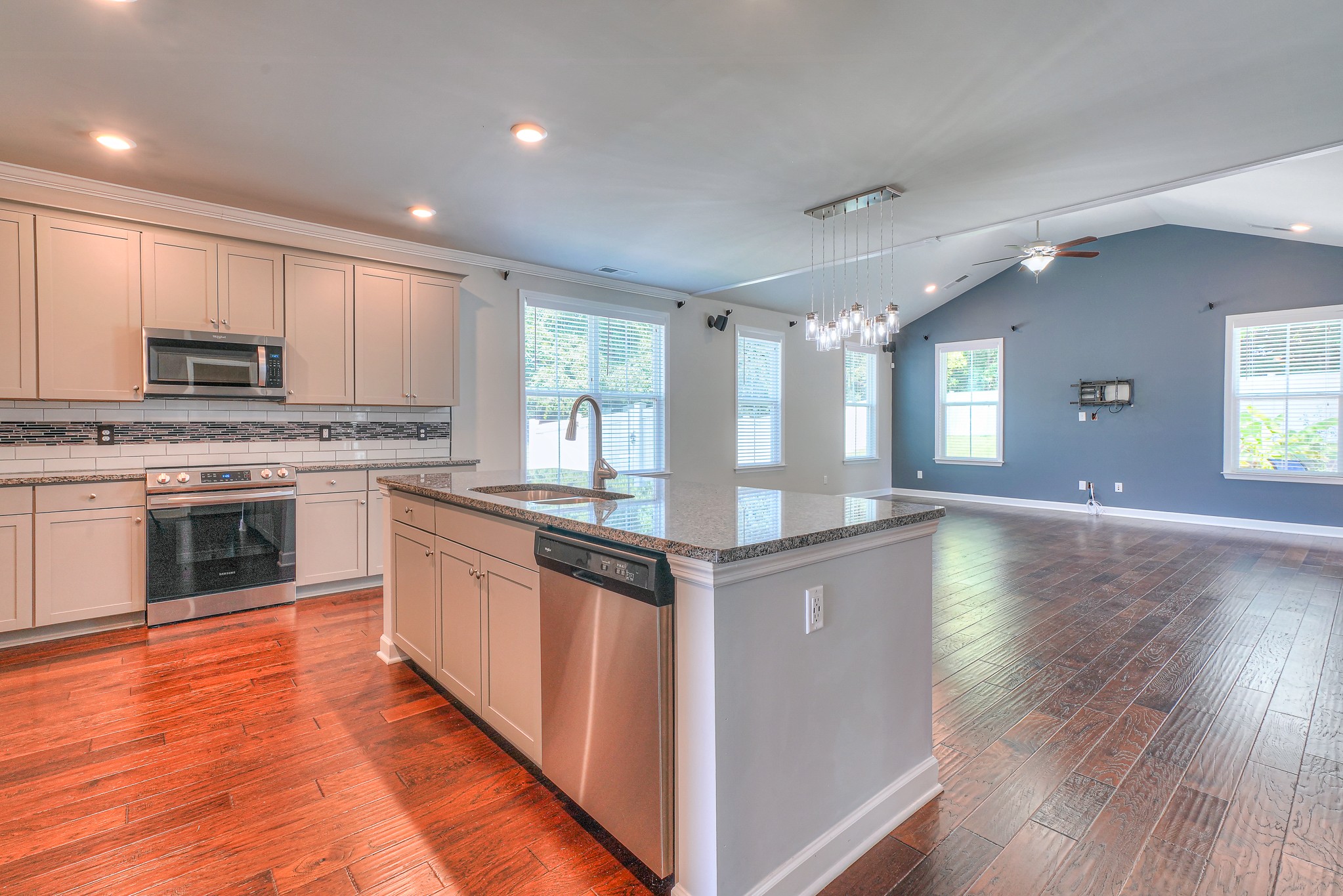 3303 Chinoe Dr