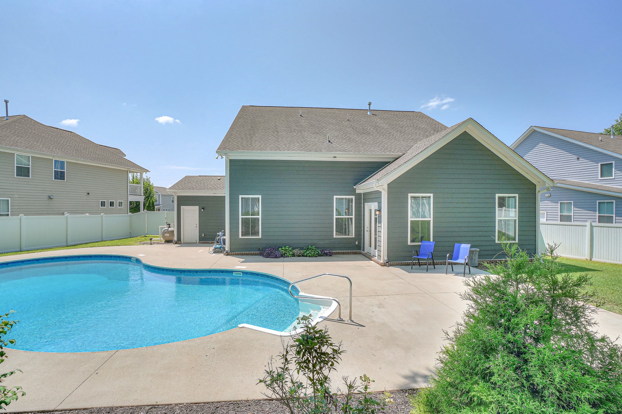 3303 Chinoe Dr