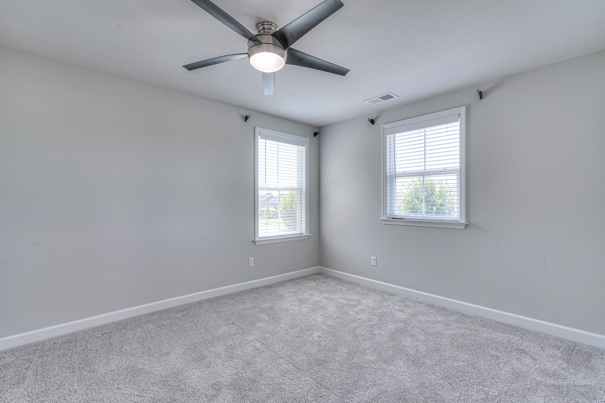 3303 Chinoe Dr