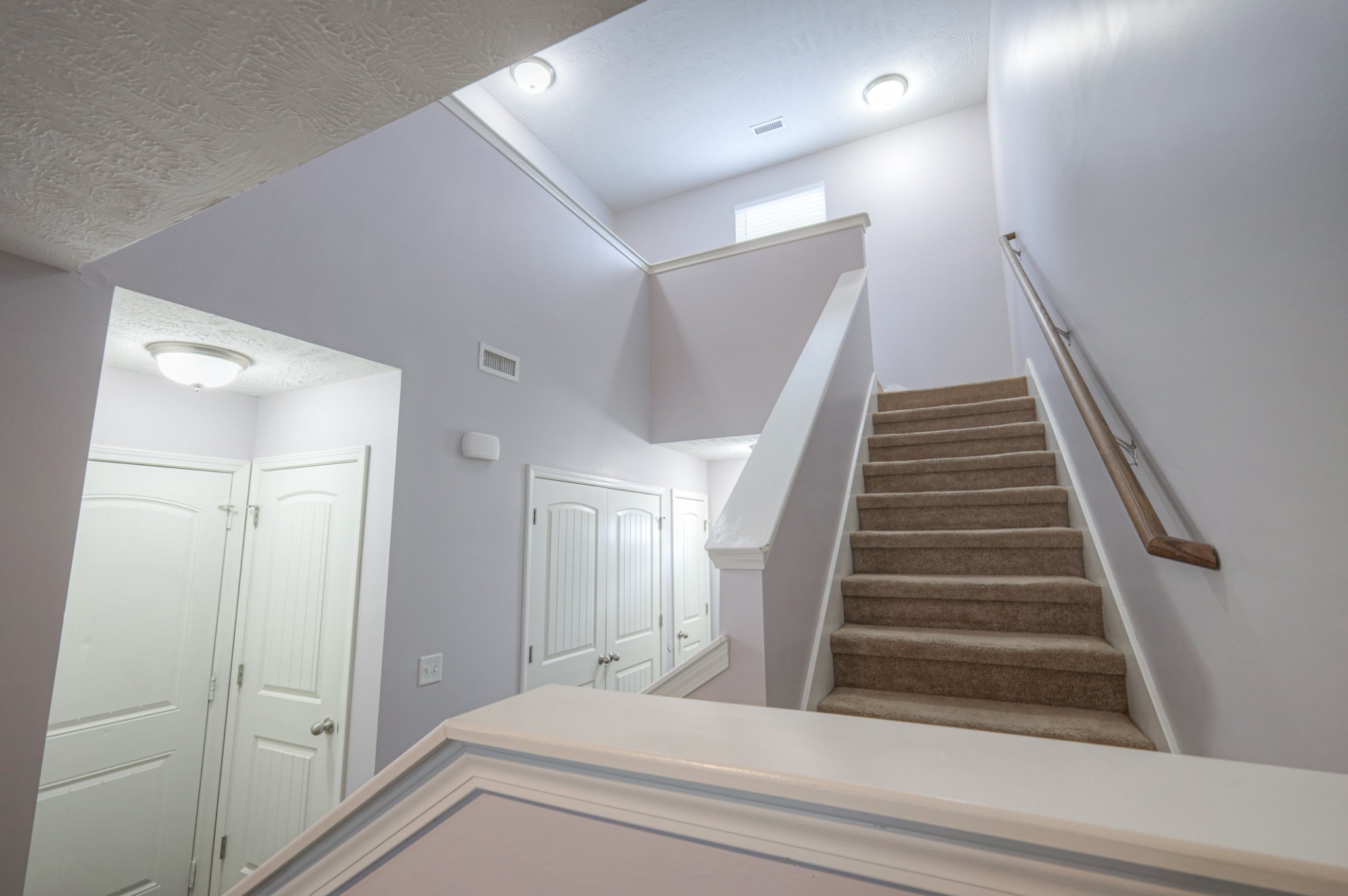 4245 Sunday Silence Way