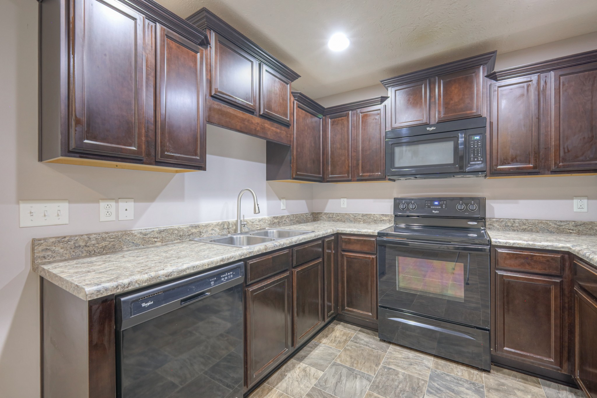 4245 Sunday Silence Way