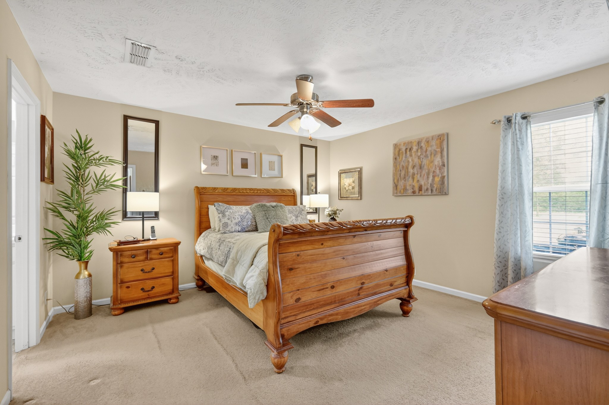 1821 Antebellum Dr