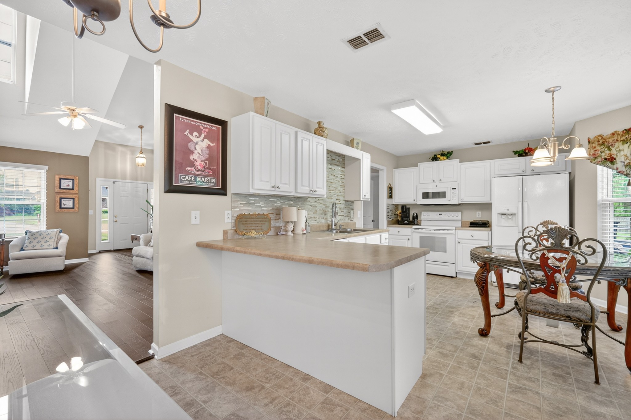 1821 Antebellum Dr
