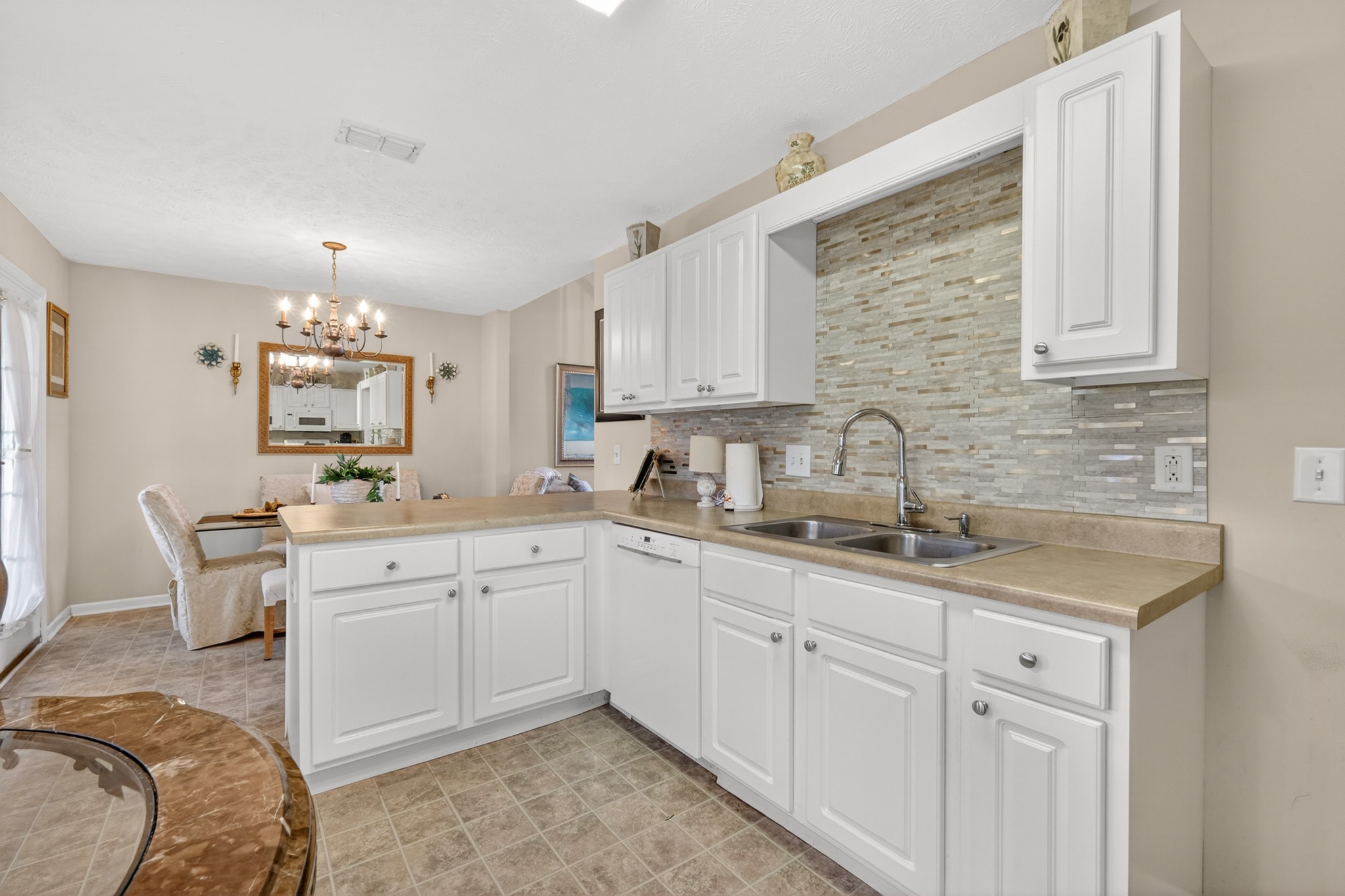 1821 Antebellum Dr