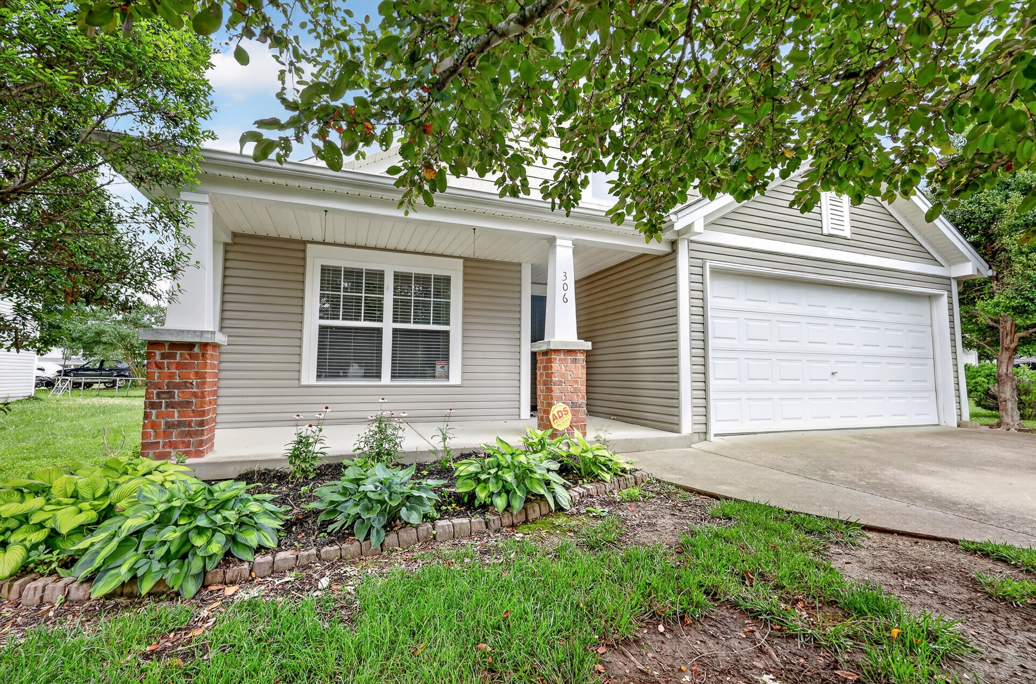 306 Stewart Springs Dr
