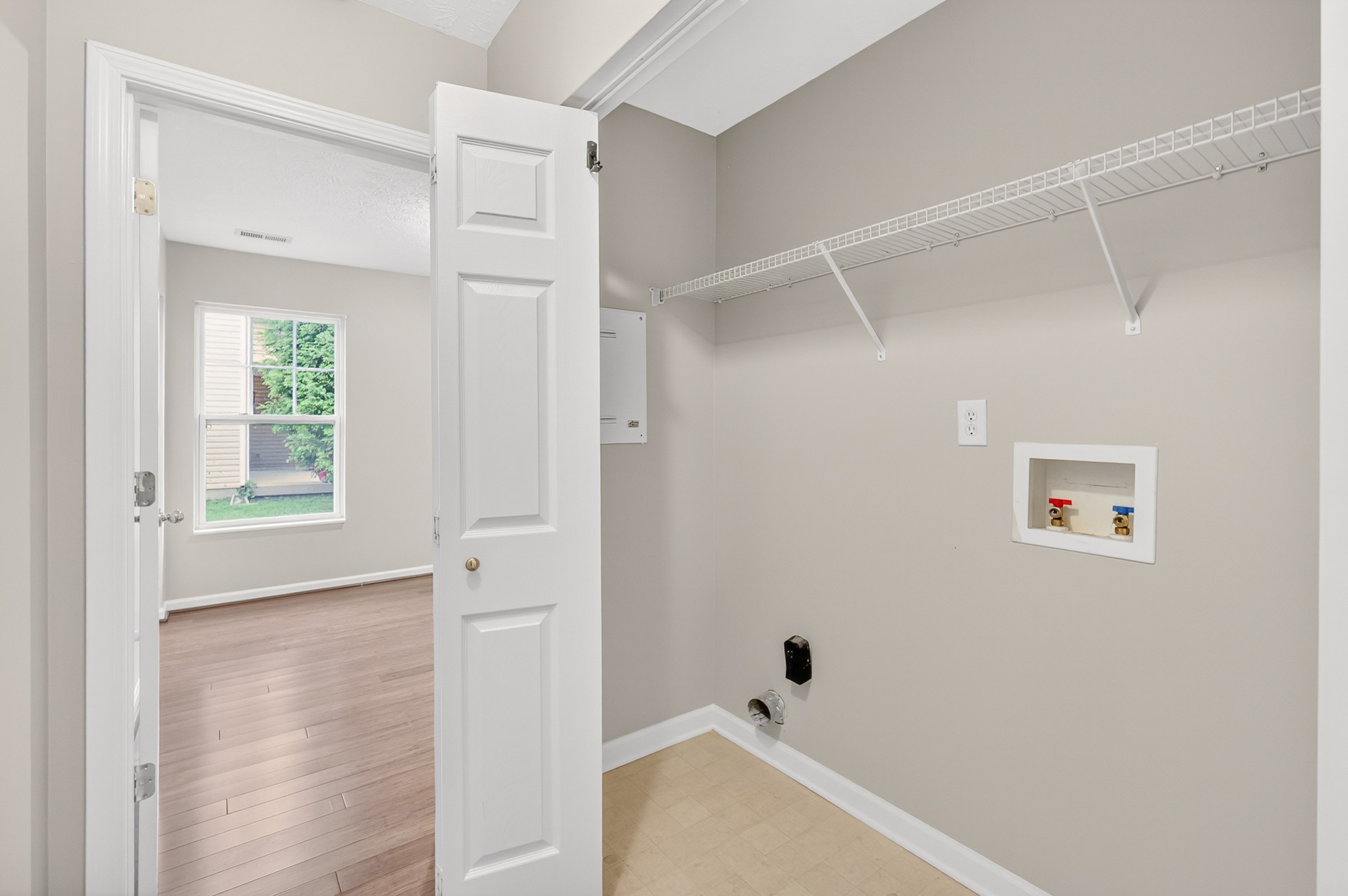 306 Stewart Springs Dr