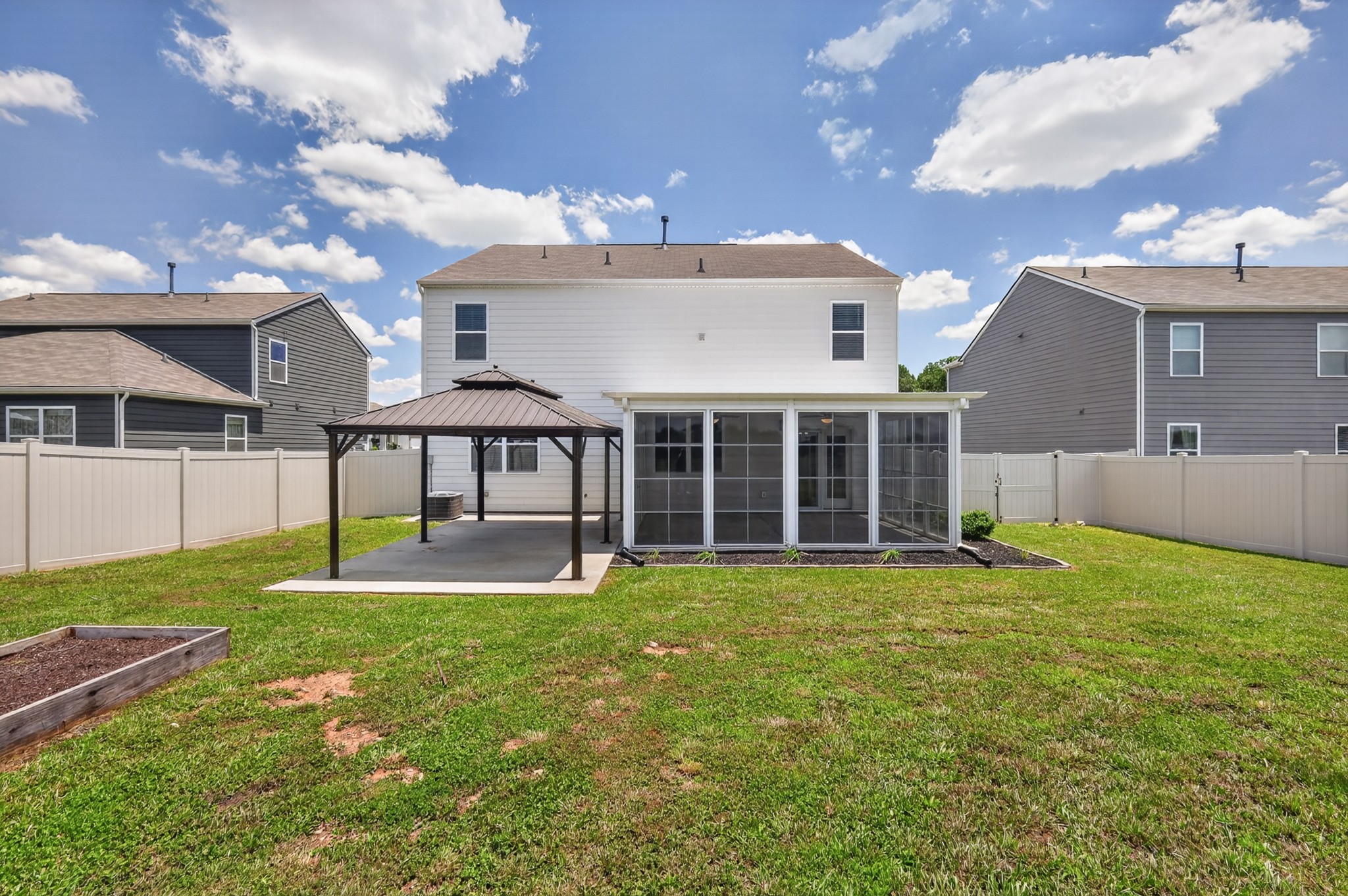 122 William Dylan Dr