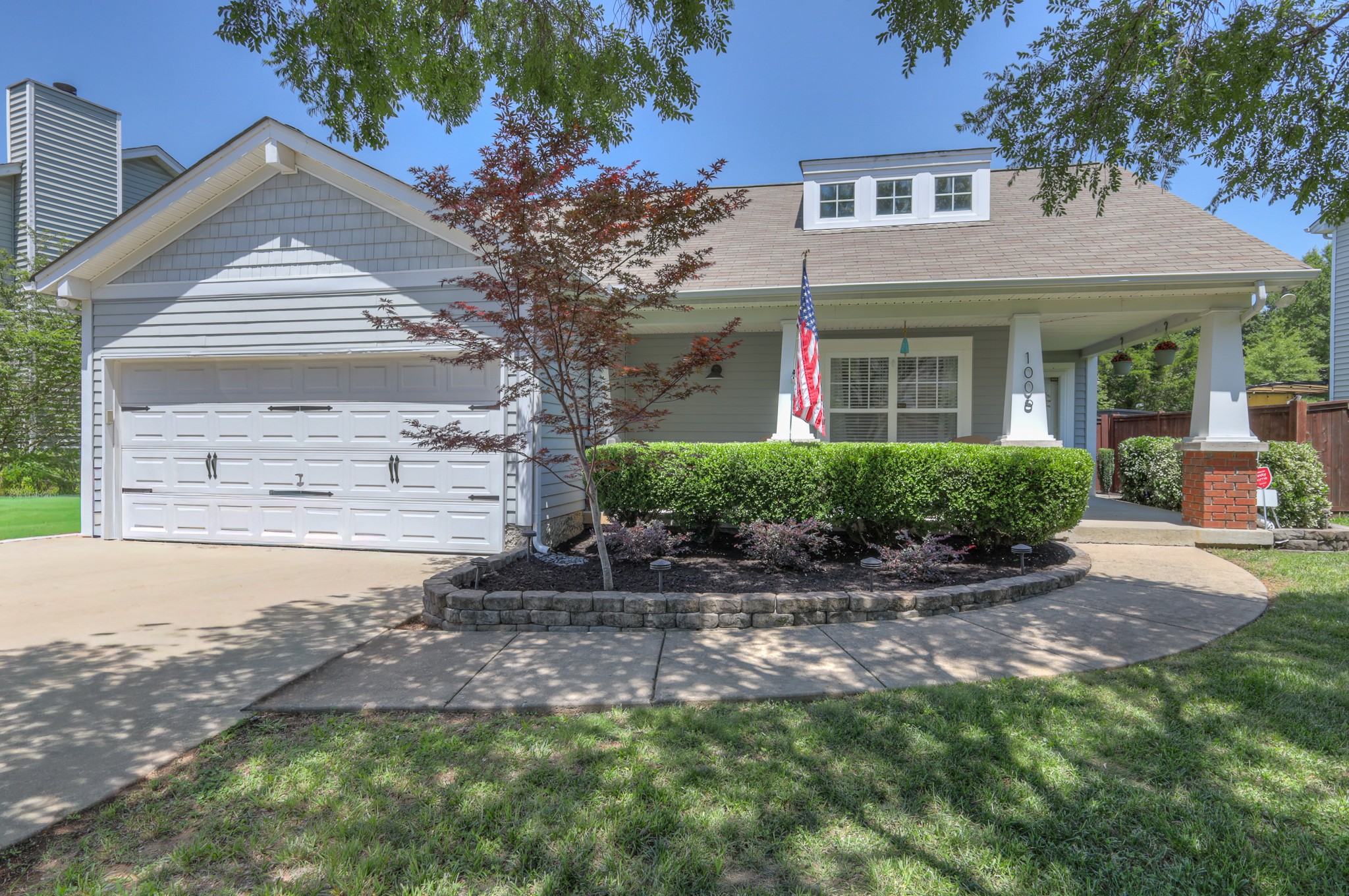 1006 Bradford Park Rd