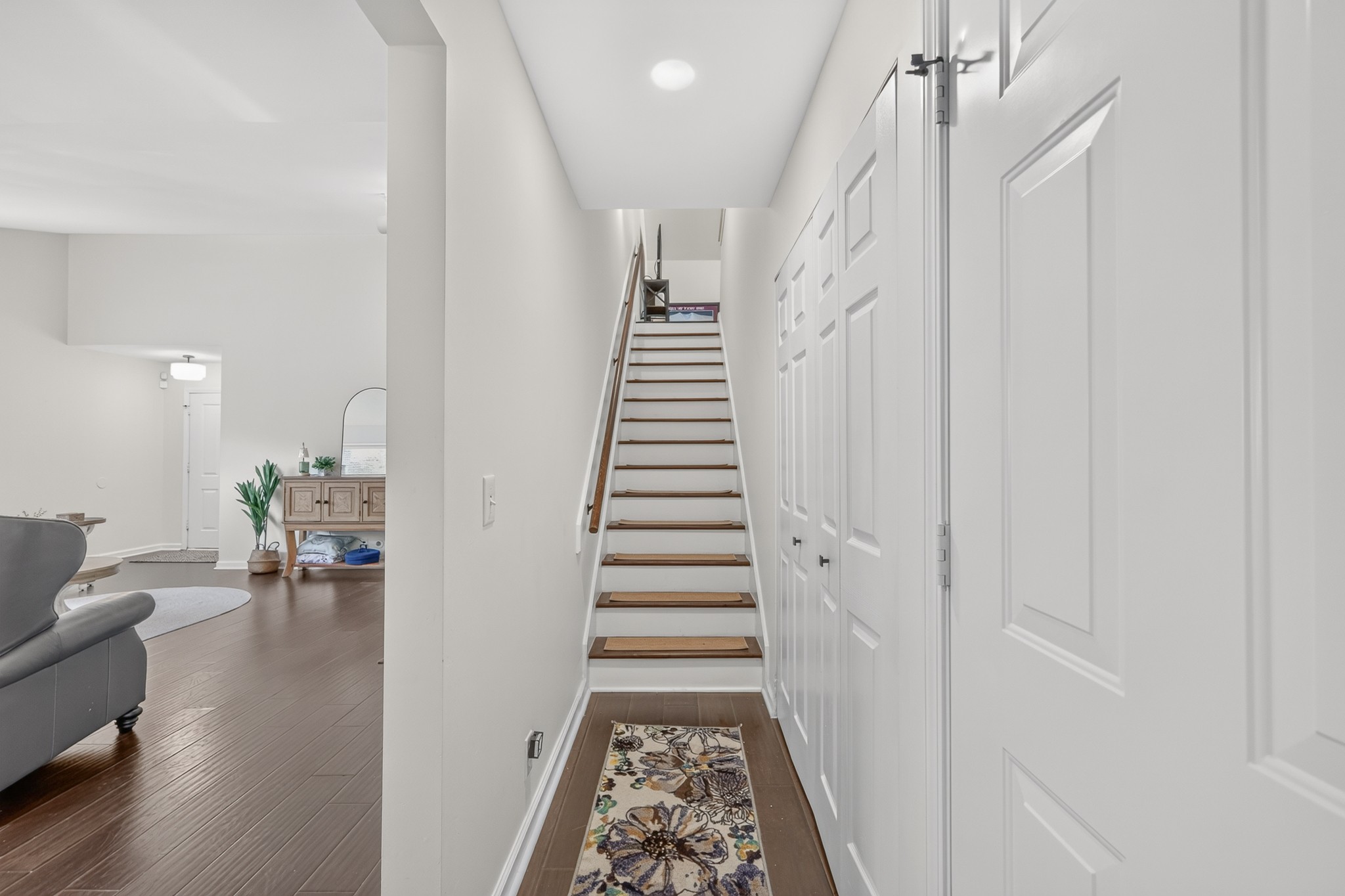 1006 Bradford Park Rd