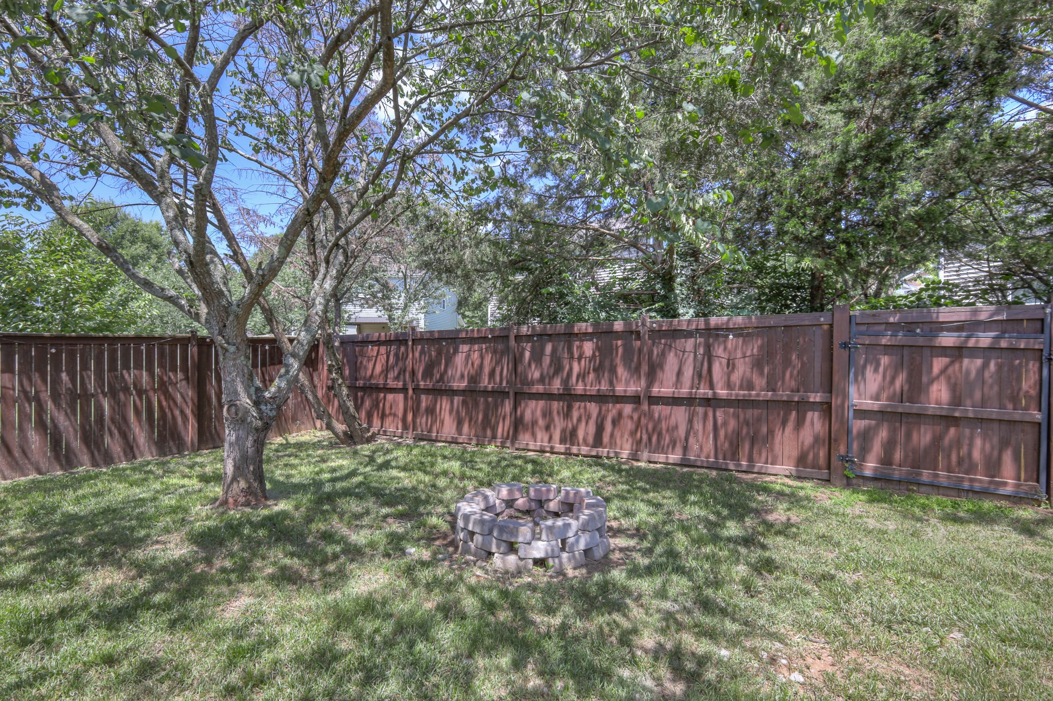 1006 Bradford Park Rd