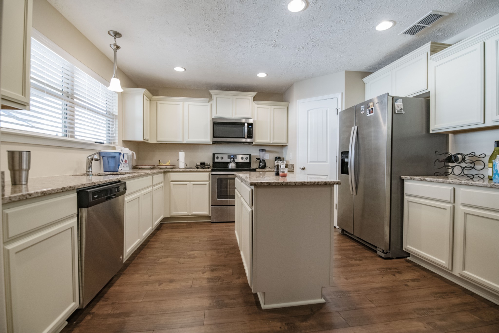 4414 Sunday Silence Way