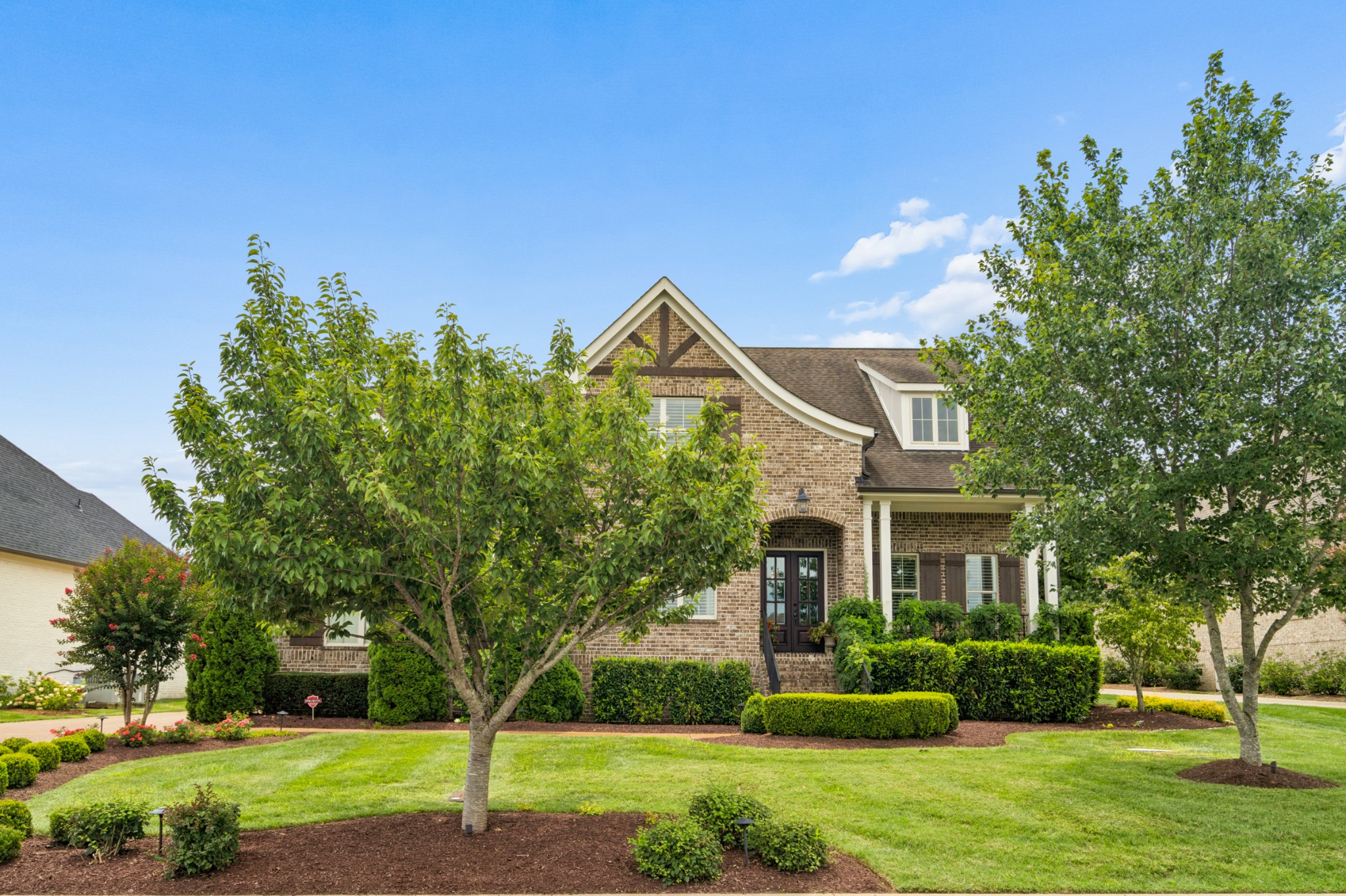 4137 Banner Square Ln