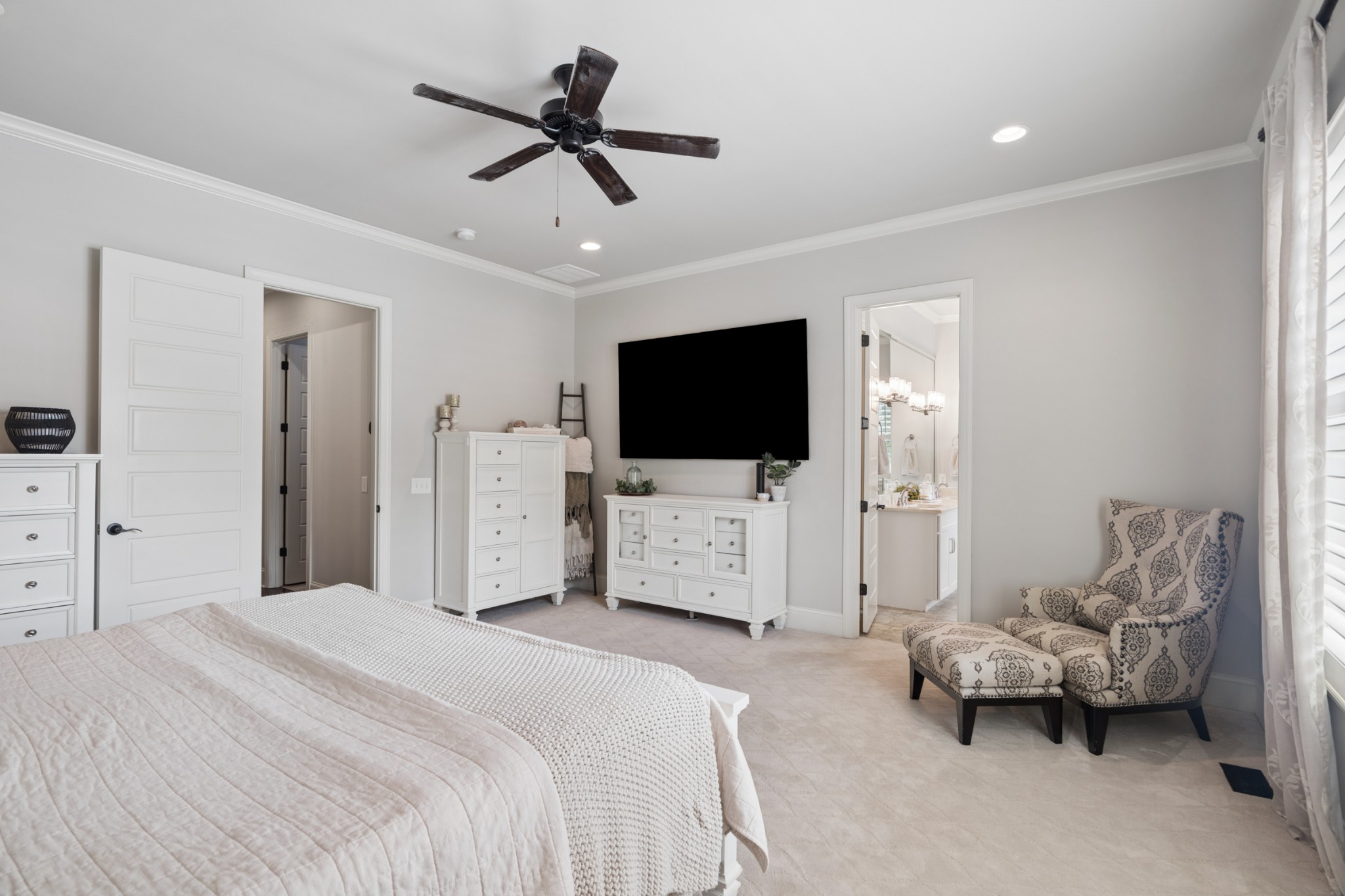 4137 Banner Square Ln