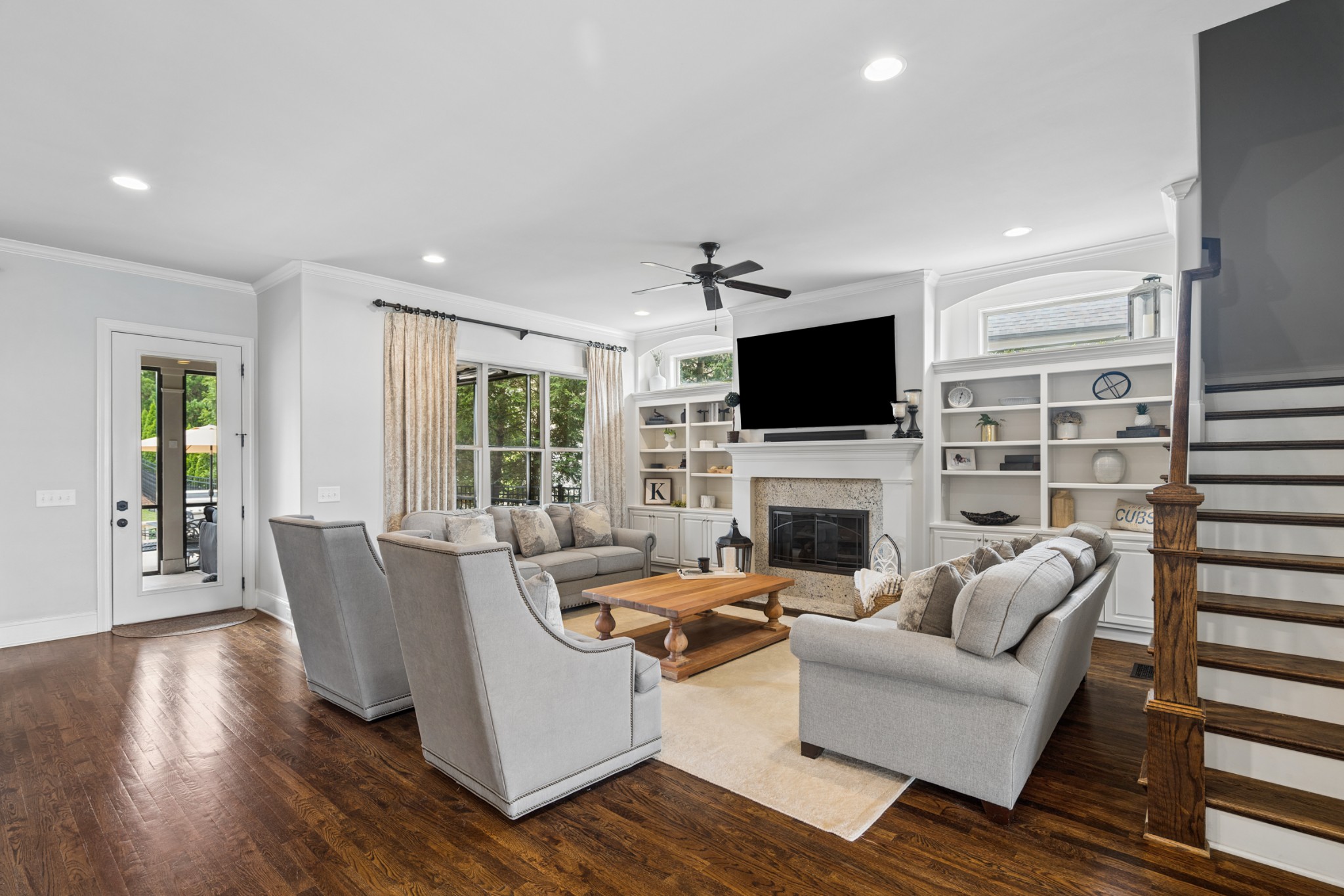 4137 Banner Square Ln