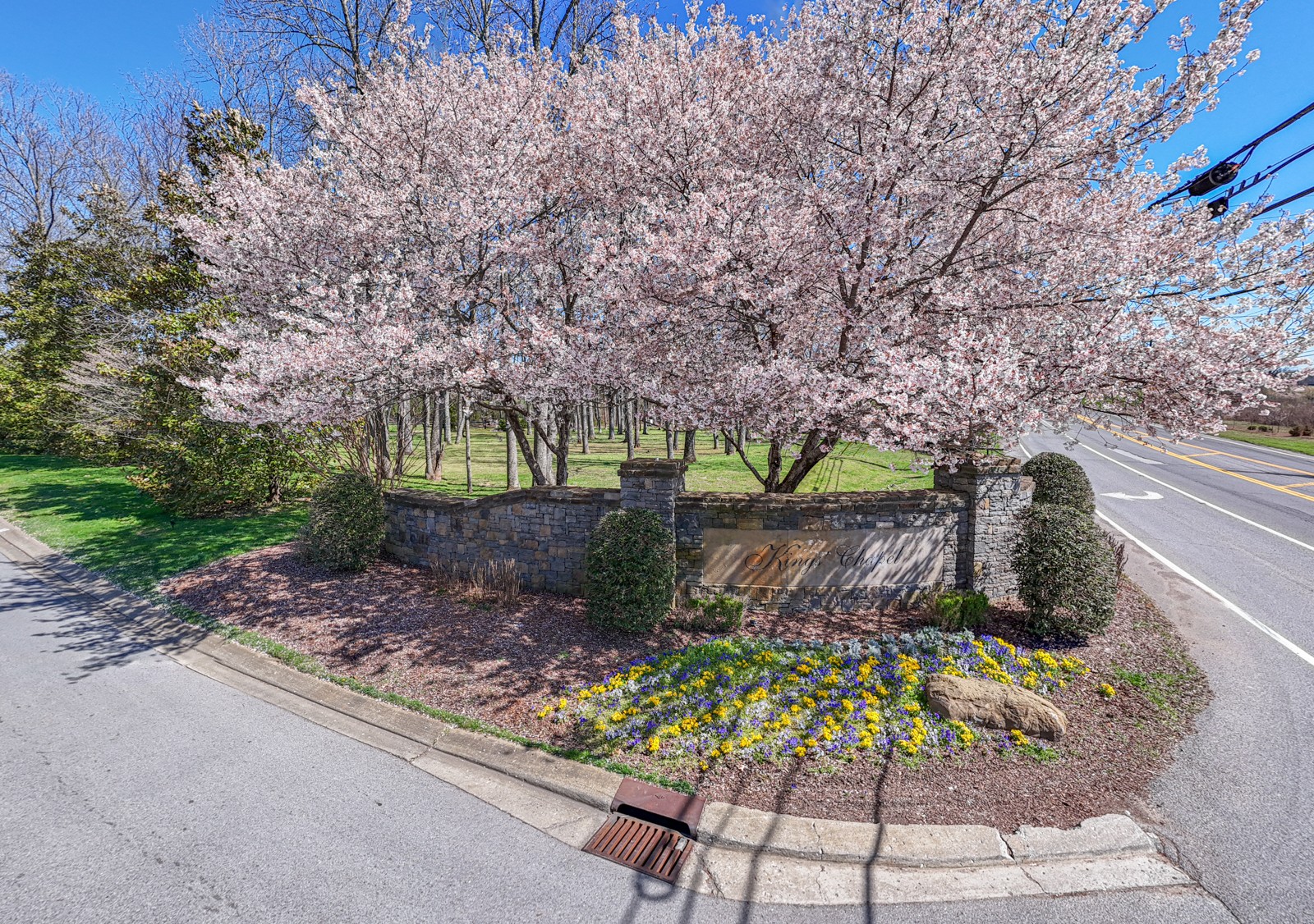 4137 Banner Square Ln