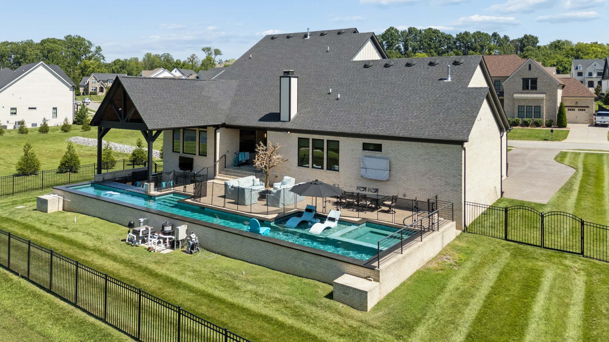 4577 Majestic Meadows Dr