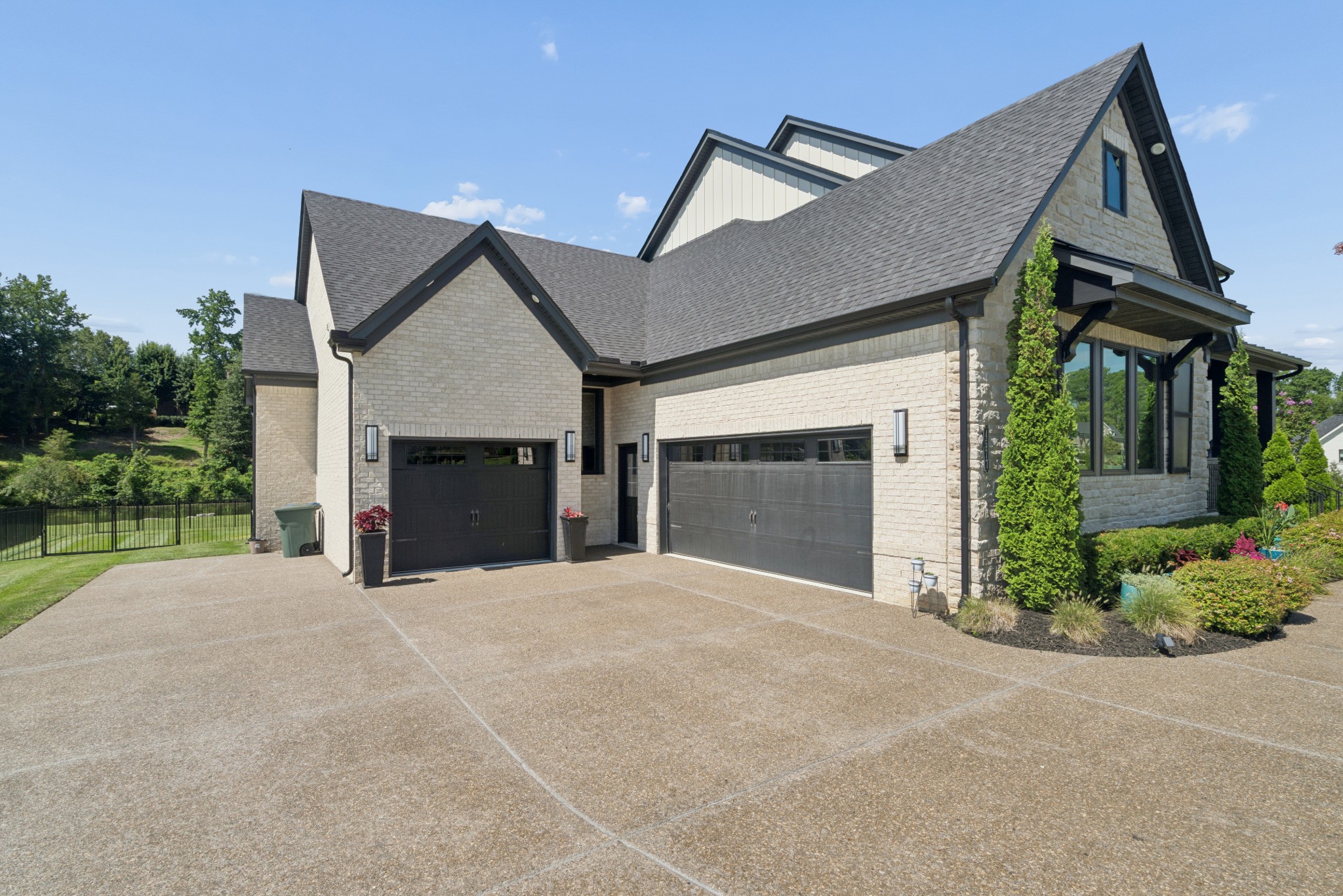 4577 Majestic Meadows Dr