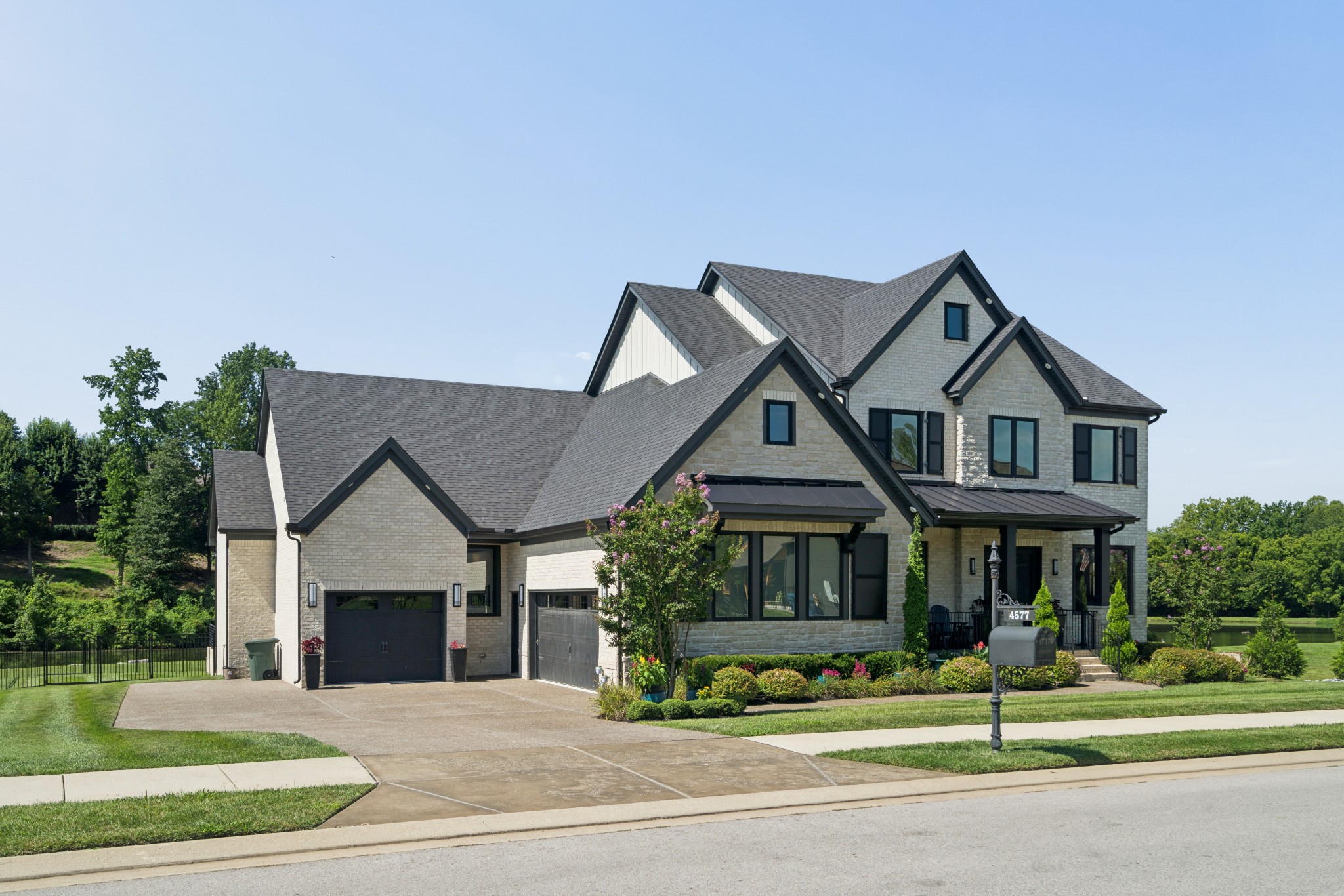 4577 Majestic Meadows Dr