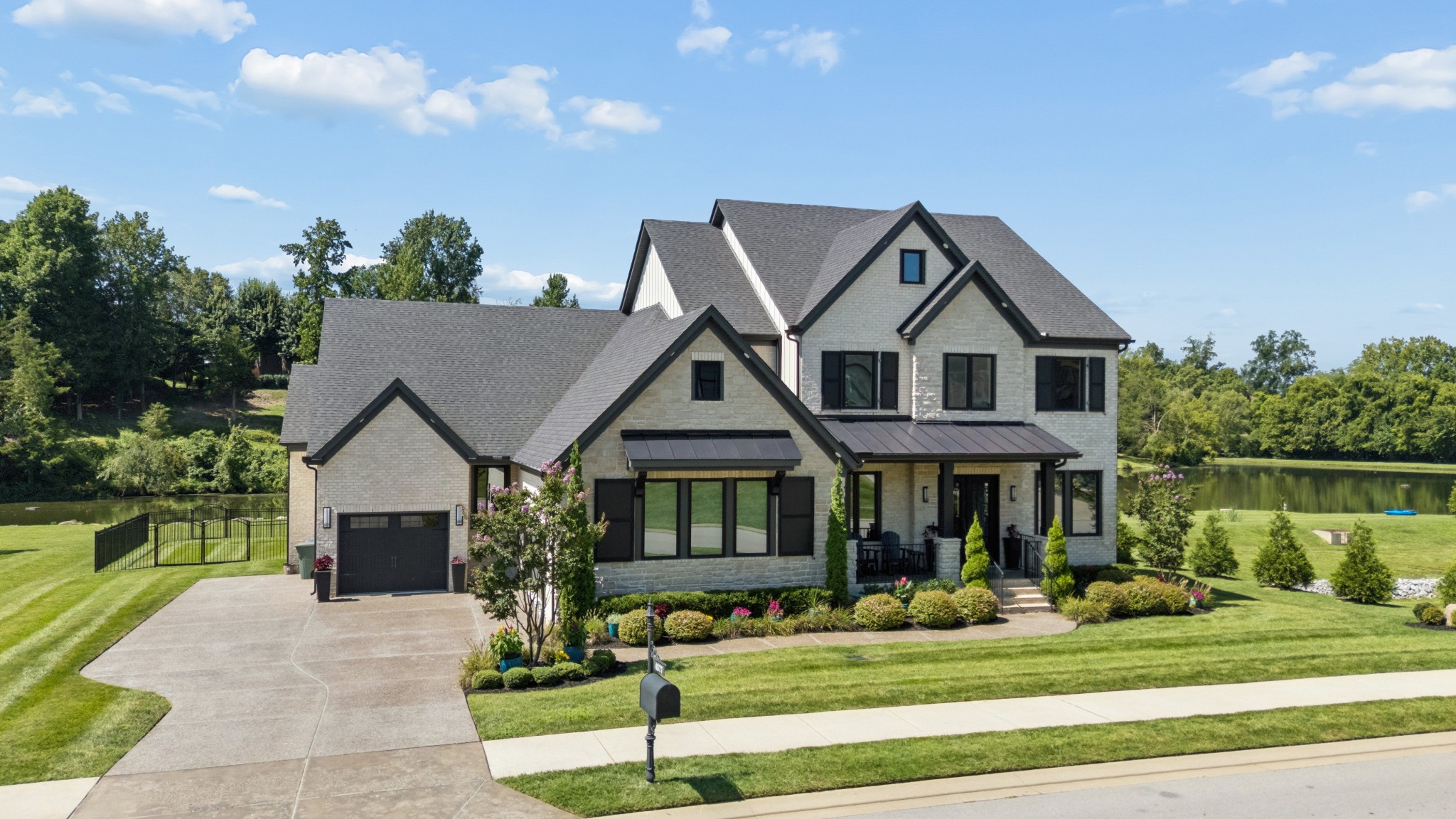 4577 Majestic Meadows Dr