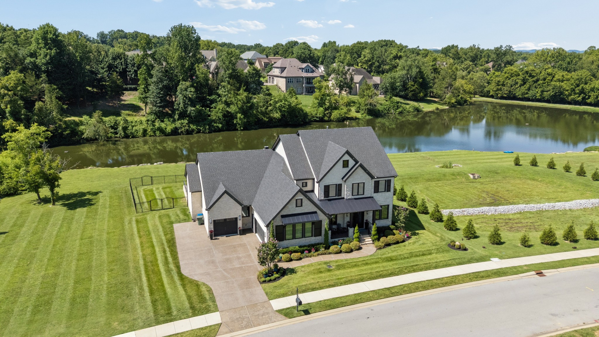 4577 Majestic Meadows Dr