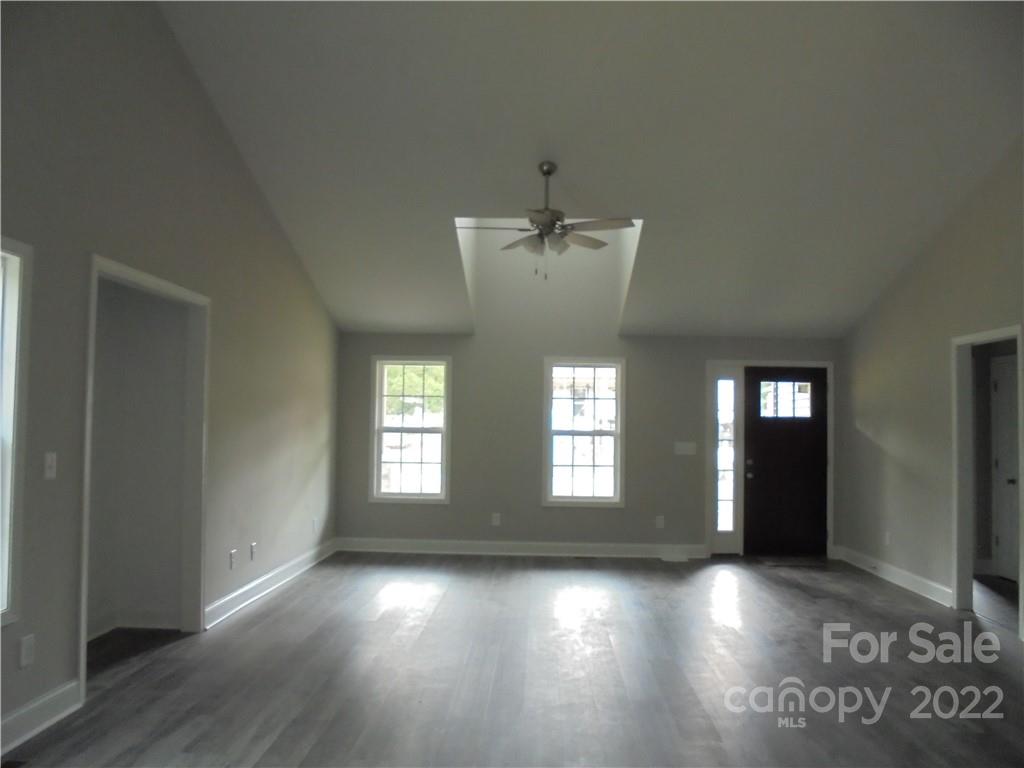 600 S Yadkin Avenue
