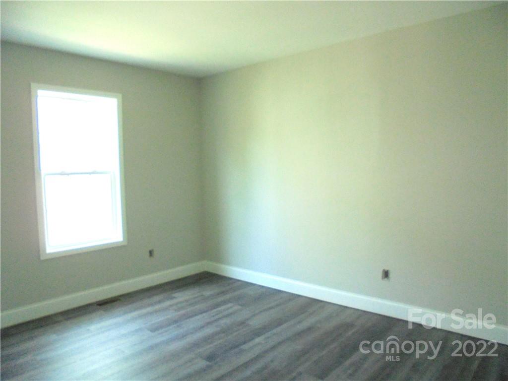 600 S Yadkin Avenue