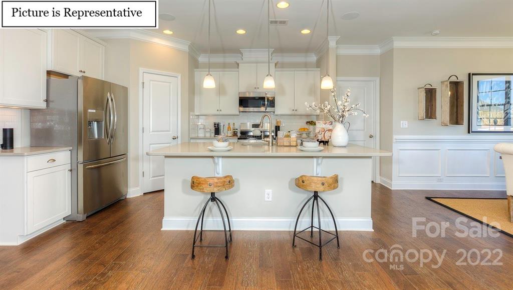 5043 Antebellum Drive