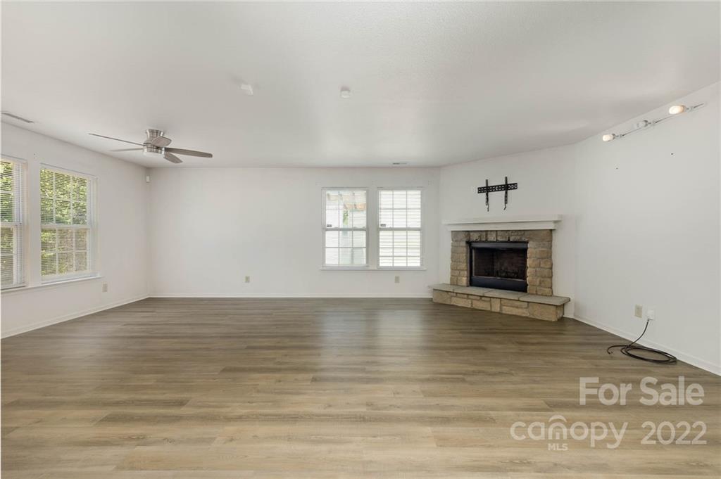 3215 Osceola Lane