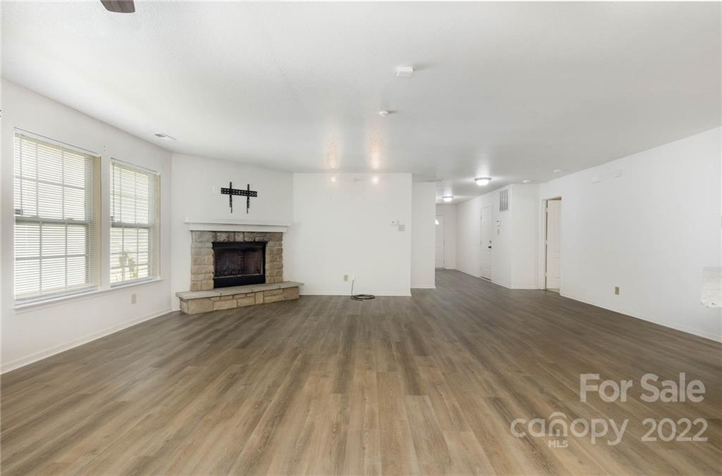3215 Osceola Lane