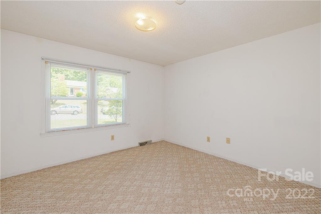 81 Marshdale Avenue