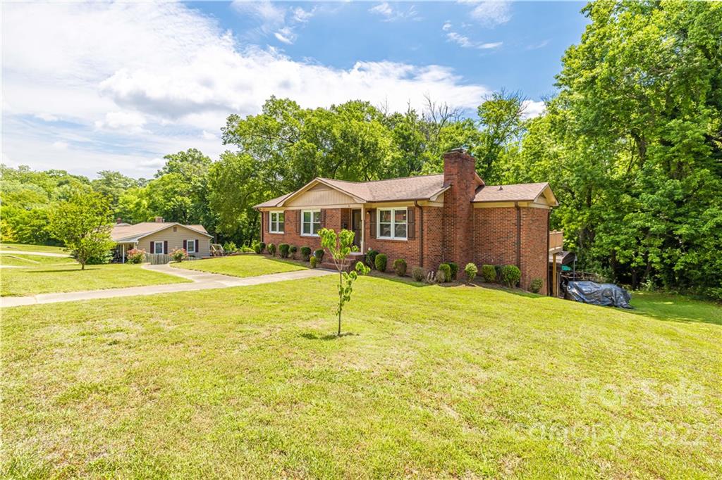 81 Marshdale Avenue