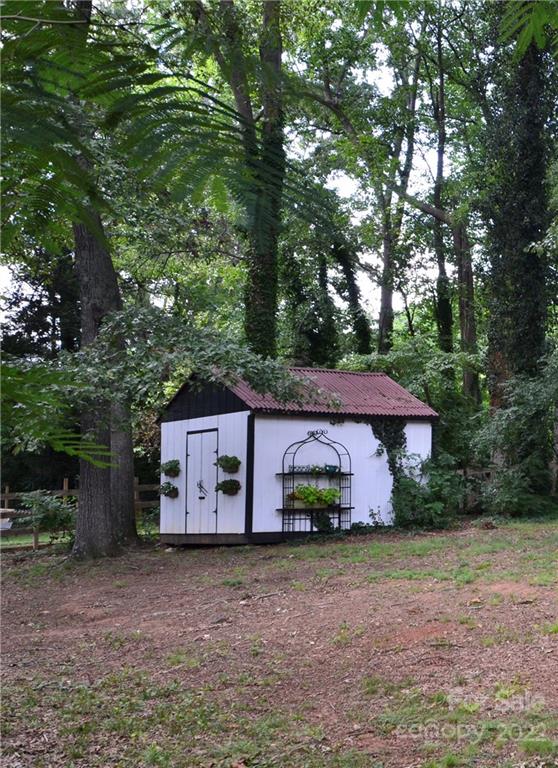 1208 Forestdale Drive