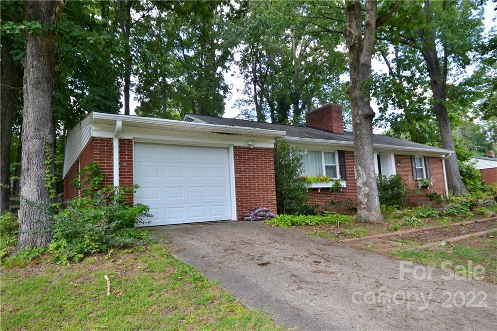 1208 Forestdale Drive