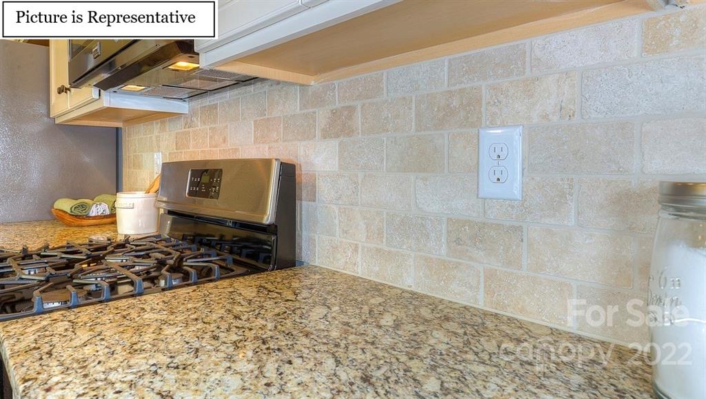 4117 Steel Way Unit: 33