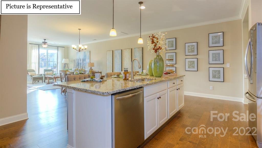 4117 Steel Way Unit: 33