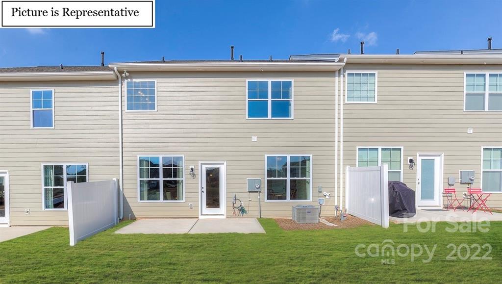 4117 Steel Way Unit: 33