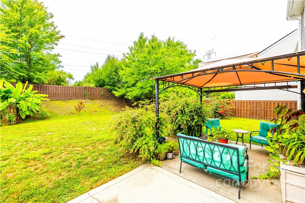 5115 Sunburst Lane