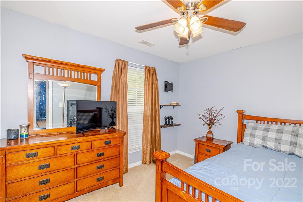 5115 Sunburst Lane